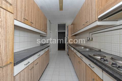 Apartamento T5 Venda em Cedofeita, Santo Ildefonso, Sé, Miragaia, São Nicolau e Vitória,Porto