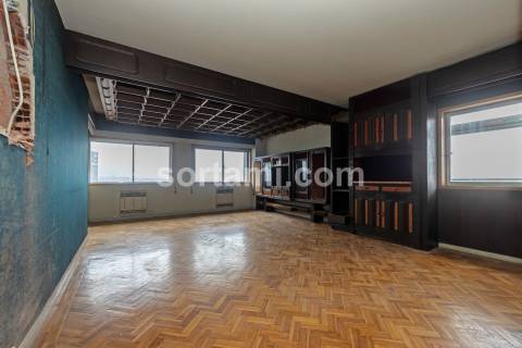 Apartamento T5 Venda em Cedofeita, Santo Ildefonso, Sé, Miragaia, São Nicolau e Vitória,Porto