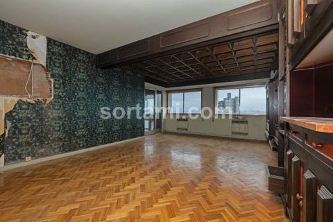 Apartamento T5 Venda em Cedofeita, Santo Ildefonso, Sé, Miragaia, São Nicolau e Vitória,Porto