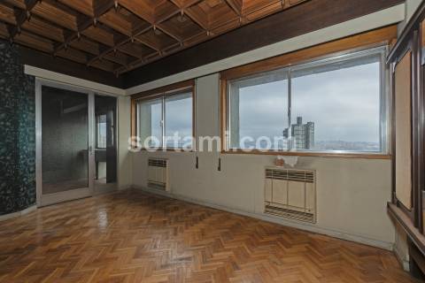 Apartamento T5 Venda em Cedofeita, Santo Ildefonso, Sé, Miragaia, São Nicolau e Vitória,Porto