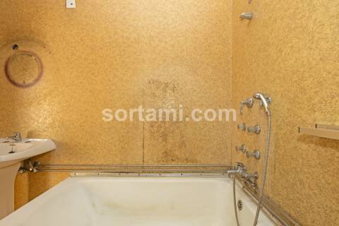 Apartamento T5 Venda em Cedofeita, Santo Ildefonso, Sé, Miragaia, São Nicolau e Vitória,Porto