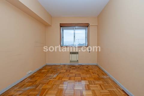 Apartamento T5 Venda em Cedofeita, Santo Ildefonso, Sé, Miragaia, São Nicolau e Vitória,Porto