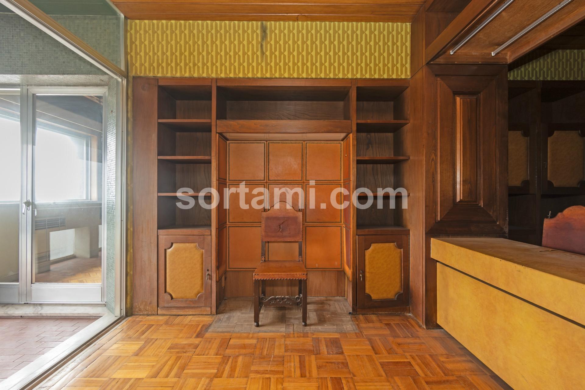 Apartamento T5 Venda em Cedofeita, Santo Ildefonso, Sé, Miragaia, São Nicolau e Vitória,Porto