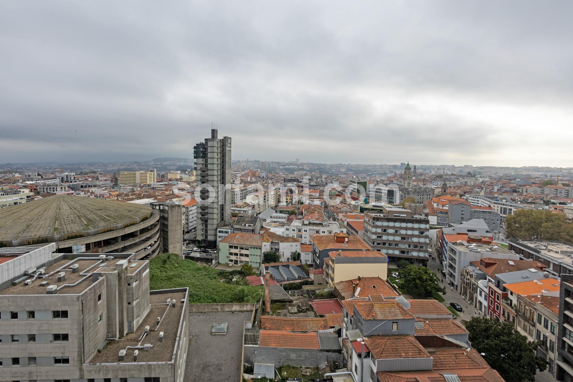 Apartamento T5 Venda em Cedofeita, Santo Ildefonso, Sé, Miragaia, São Nicolau e Vitória,Porto