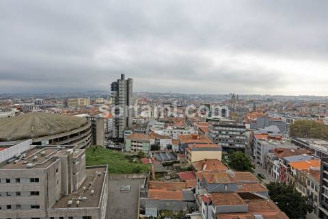 Apartamento T5 Venda em Cedofeita, Santo Ildefonso, Sé, Miragaia, São Nicolau e Vitória,Porto