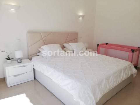 Moradia em Banda T2+1 Venda em Boliqueime,Loulé