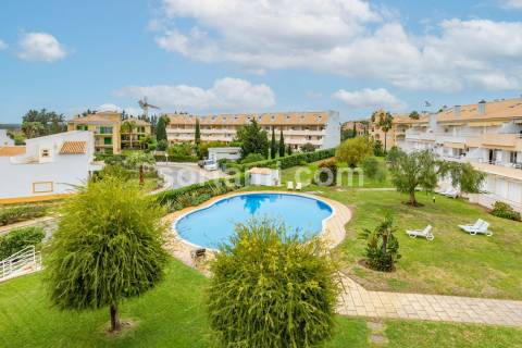 Apartamento T2 Venda em Quarteira,Loulé