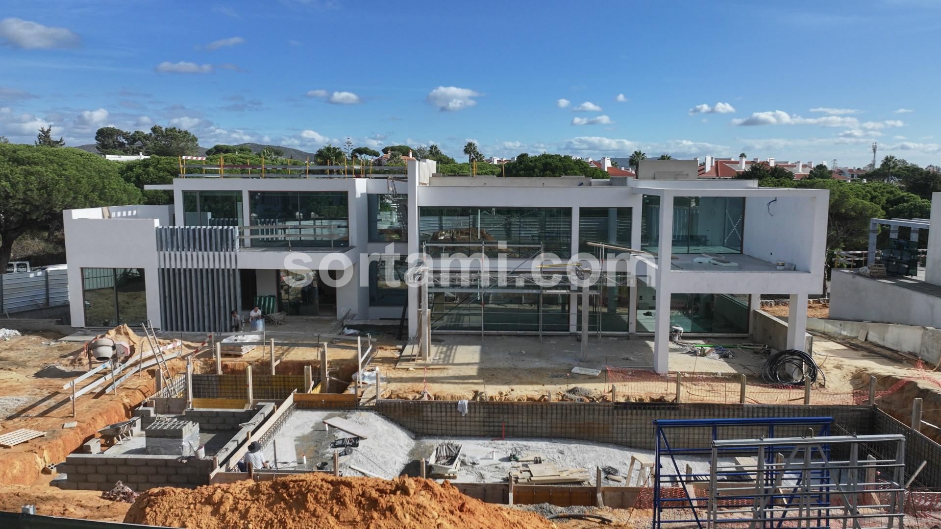 Moradia Isolada T4 Venda em Quarteira,Loulé