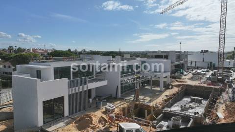 Moradia Isolada T4 Venda em Quarteira,Loulé