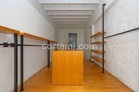 Loja  Arrendamento em Cedofeita, Santo Ildefonso, Sé, Miragaia, São Nicolau e Vitória,Porto