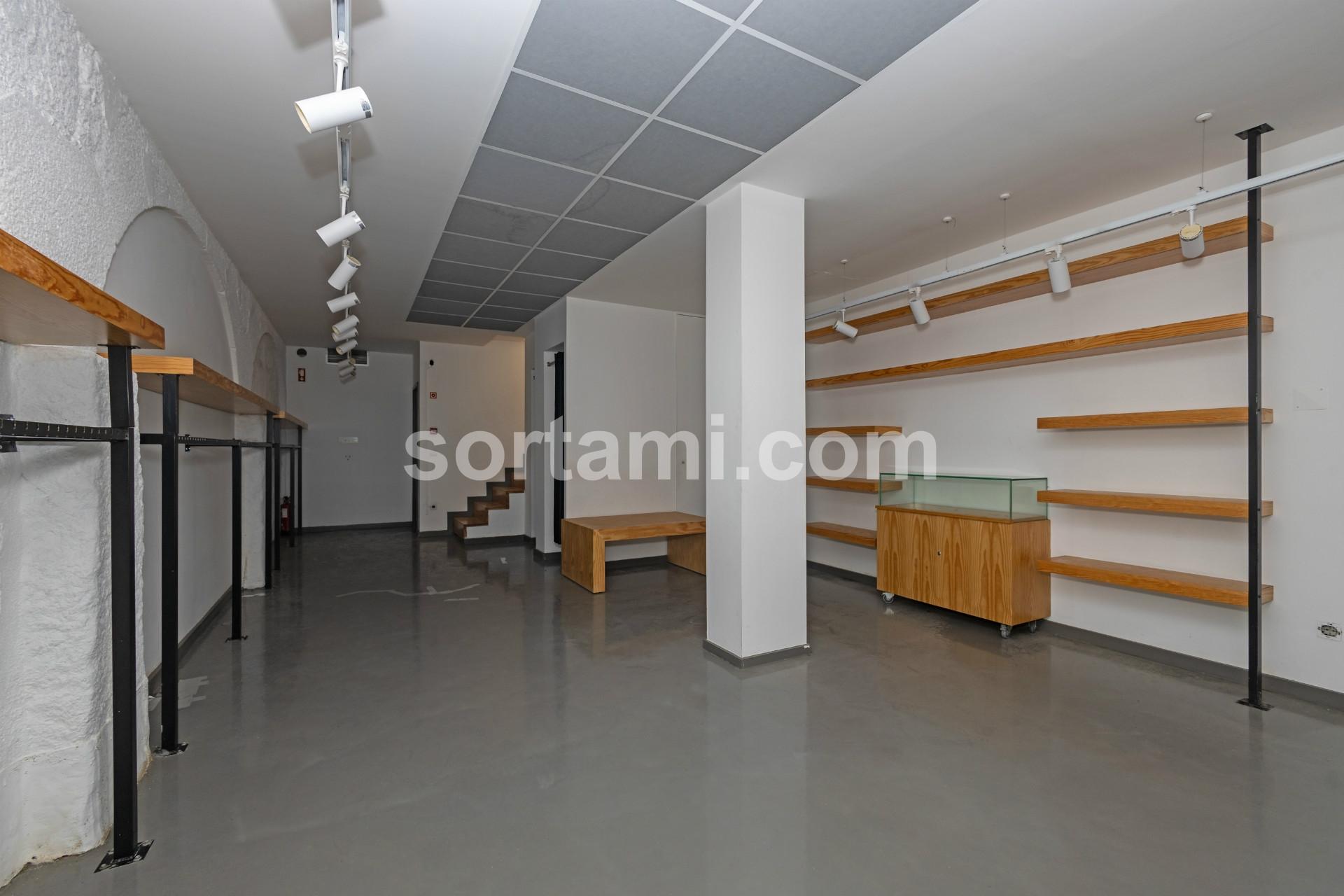 Loja  Arrendamento em Cedofeita, Santo Ildefonso, Sé, Miragaia, São Nicolau e Vitória,Porto