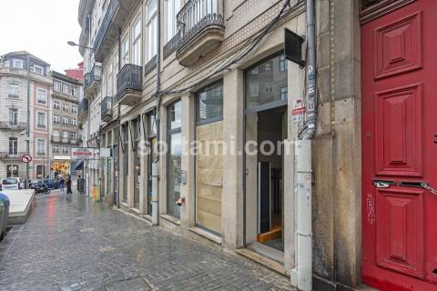 Loja  Arrendamento em Cedofeita, Santo Ildefonso, Sé, Miragaia, São Nicolau e Vitória,Porto