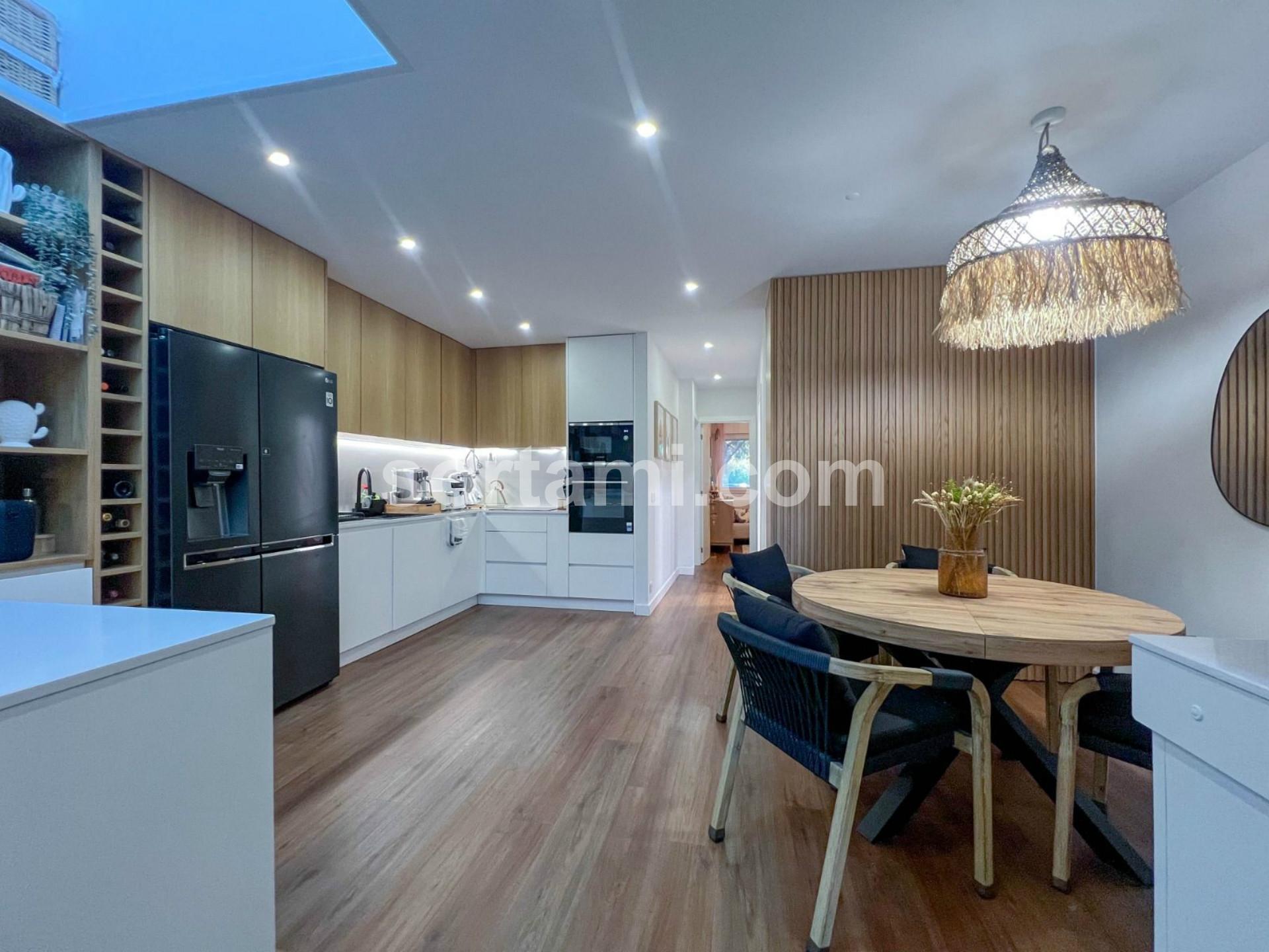 Apartamento T2 Venda em Quarteira,Loulé