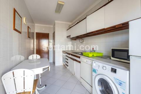 Apartamento T2 Venda em Quarteira,Loulé
