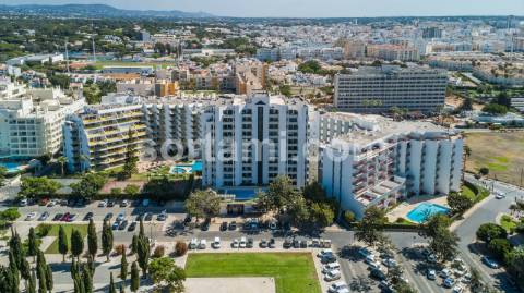 Loja  Venda em Quarteira,Loulé
