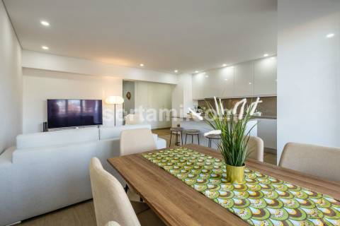 Apartamento T2+1 Venda em Quarteira,Loulé