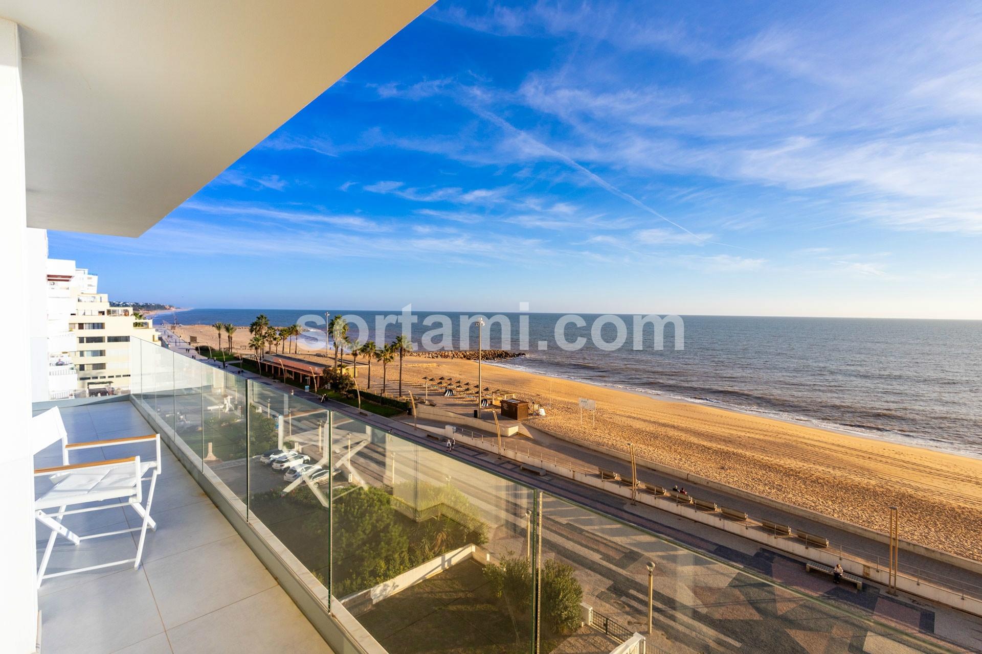 Apartamento T4 Venda em Quarteira,Loulé