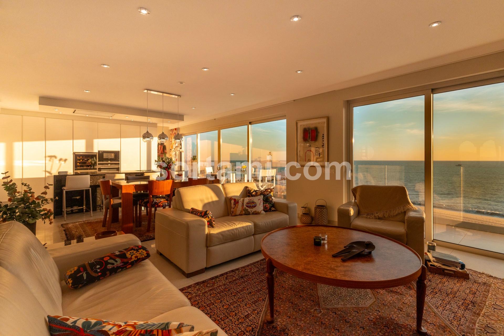 Apartamento T4 Venda em Quarteira,Loulé