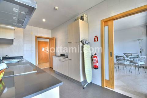 Apartamento T2 Venda em Quarteira,Loulé