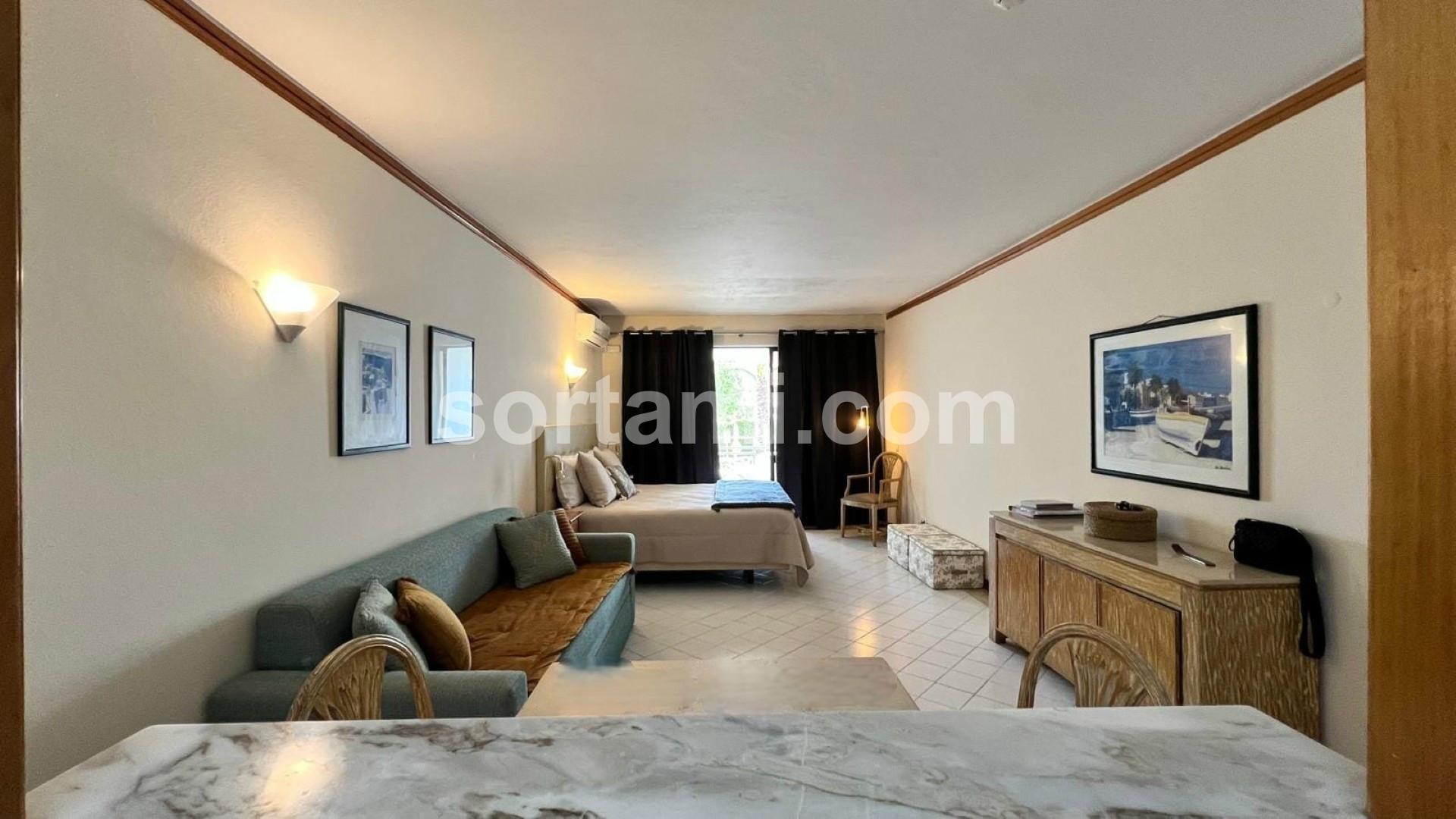 Apartamento T0 Venda em Albufeira e Olhos de Água,Albufeira