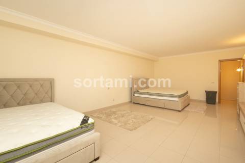 Moradia em Banda T2+2 Venda em Quarteira,Loulé