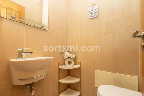 Moradia em Banda T2+2 Venda em Quarteira,Loulé