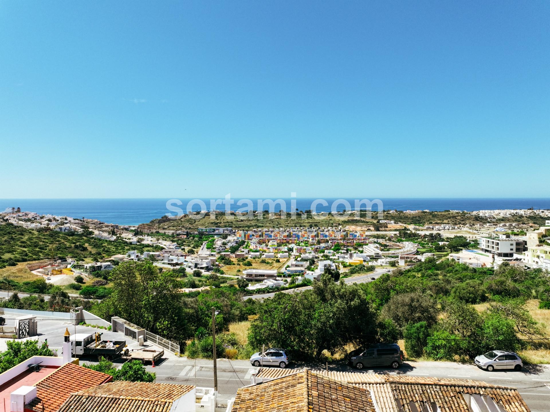 Moradia em Banda T5 Venda em Albufeira e Olhos de Água,Albufeira