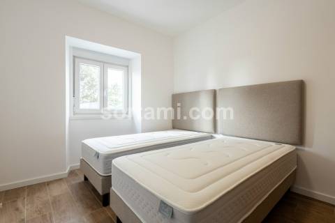 Moradia em Banda T5 Venda em Albufeira e Olhos de Água,Albufeira