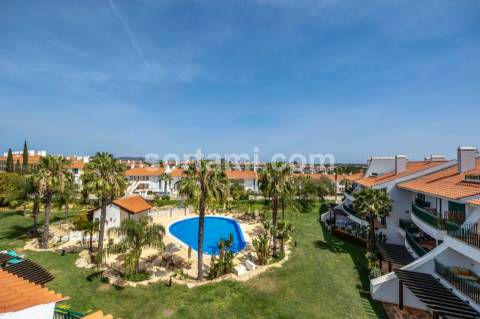 Apartamento T2 Venda em Quarteira,Loulé