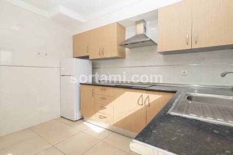 Apartamento T2 Venda em Quarteira,Loulé