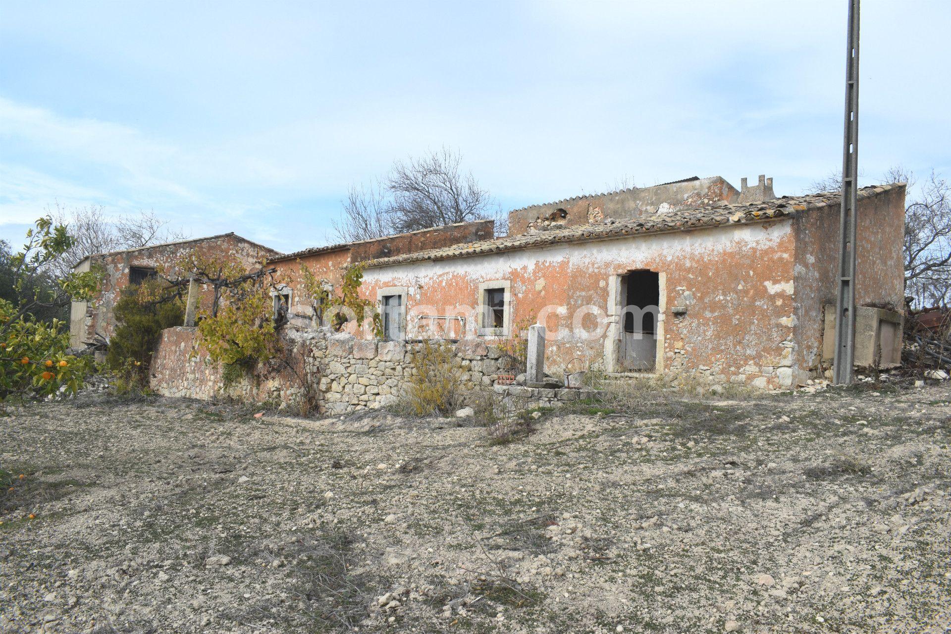 Moradia Devoluta T3 Venda em Loulé (São Sebastião),Loulé