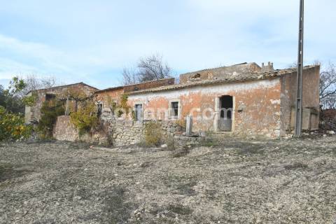 Moradia Devoluta T3 Venda em Loulé (São Sebastião),Loulé