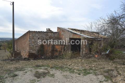 Moradia Devoluta T3 Venda em Loulé (São Sebastião),Loulé