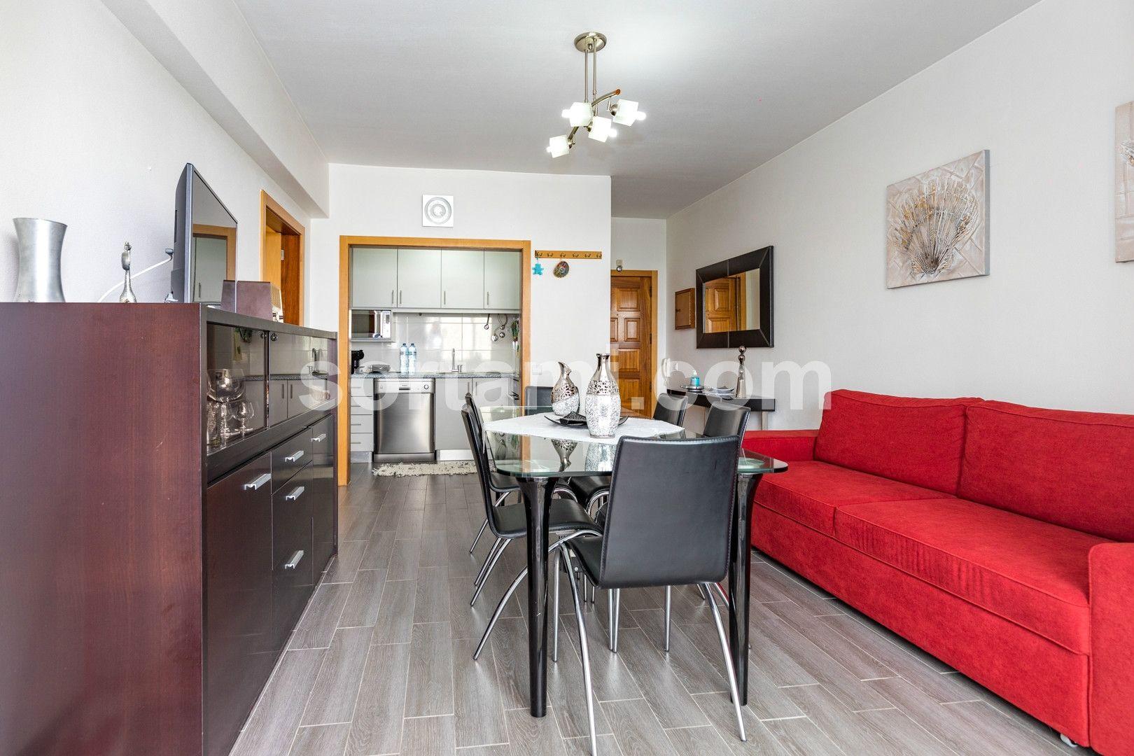 Apartamento T2 Venda em Quarteira,Loulé