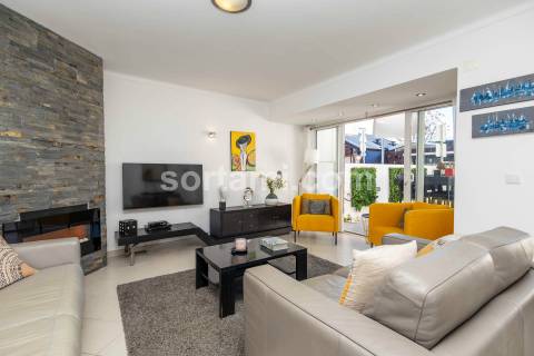 Moradia em Banda T2+1 Venda em Quarteira,Loulé