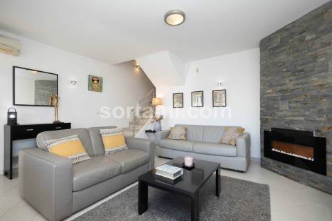 Moradia em Banda T2+1 Venda em Quarteira,Loulé