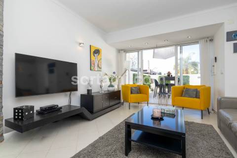 Moradia em Banda T2+1 Venda em Quarteira,Loulé