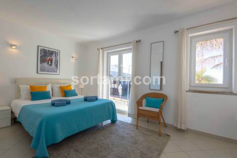 Moradia em Banda T2+1 Venda em Quarteira,Loulé