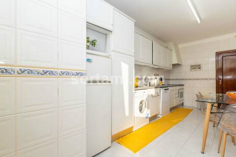 Apartamento T1+1 Venda em Quarteira,Loulé
