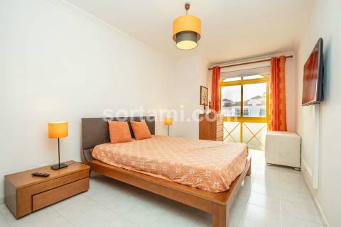 Apartamento T1+1 Venda em Quarteira,Loulé