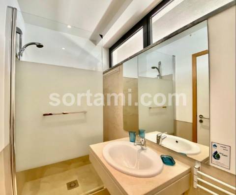 Apartamento T2 Arrendamento em Quarteira,Loulé