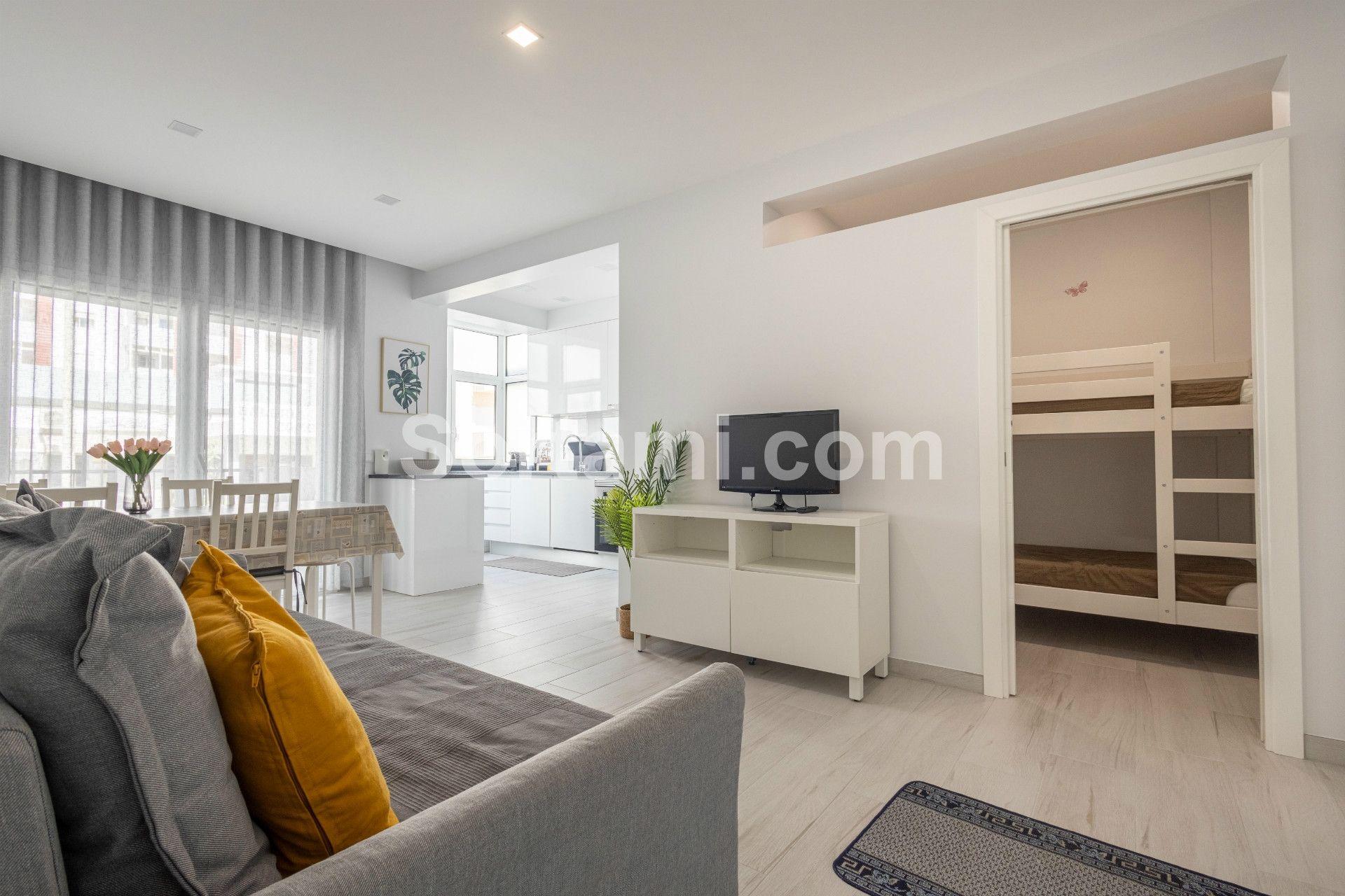 Apartamento T1+1 Venda em Quarteira,Loulé