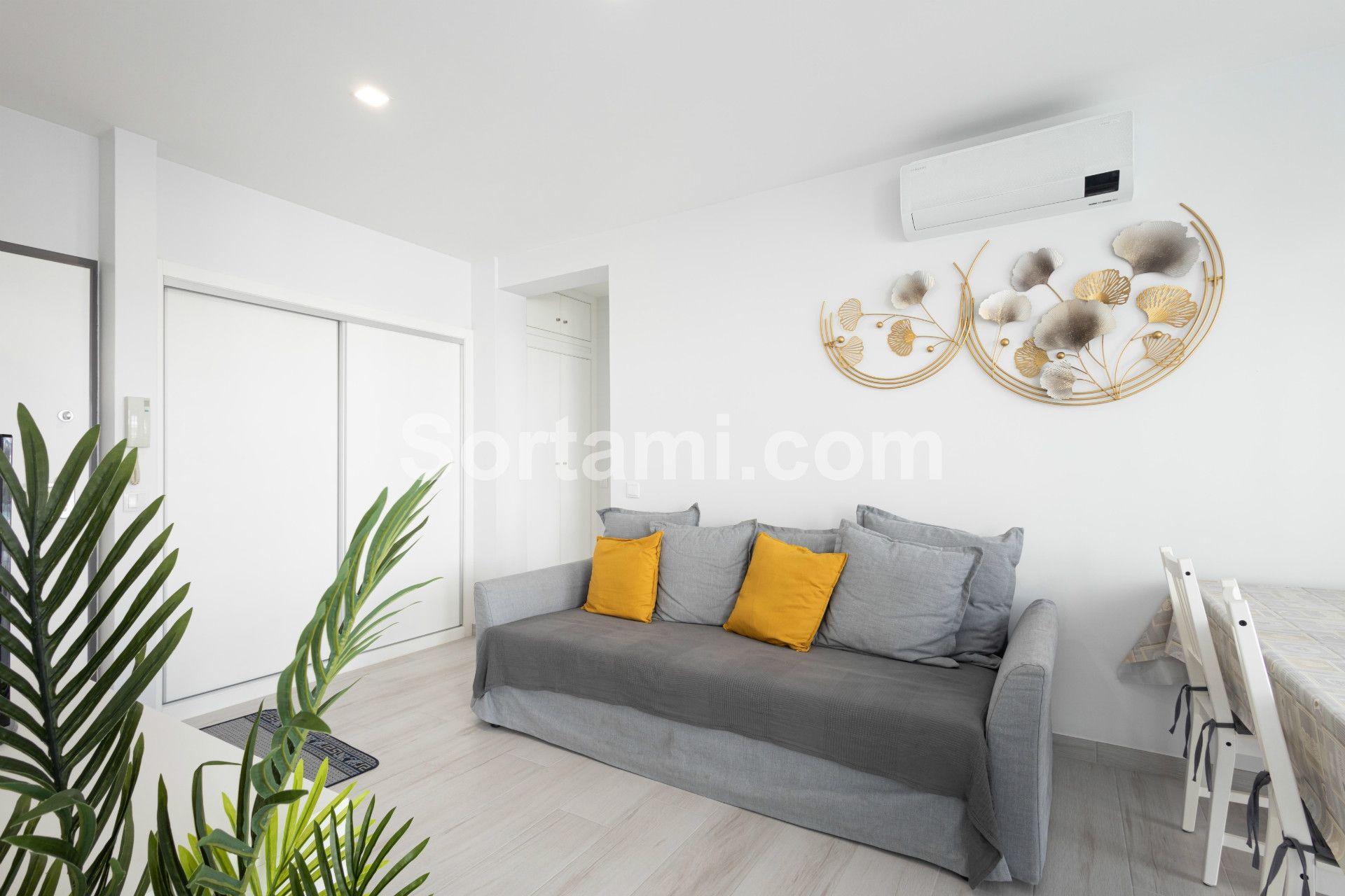 Apartamento T1+1 Venda em Quarteira,Loulé