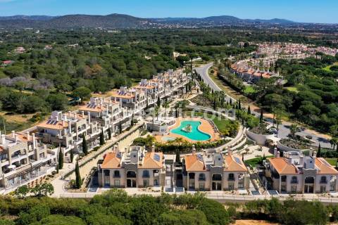 Apartamento T2 Venda em Quarteira,Loulé