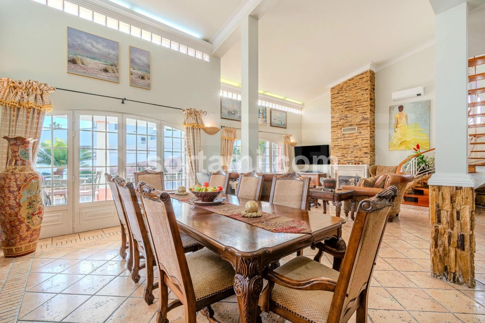 Moradia Isolada T4+1 Venda em Guia,Albufeira