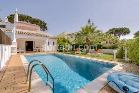 Moradia Geminada T3 Venda em Quarteira,Loulé