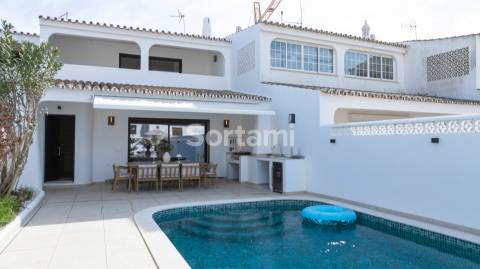 Moradia em Banda T3+1 Venda em Almancil,Loulé