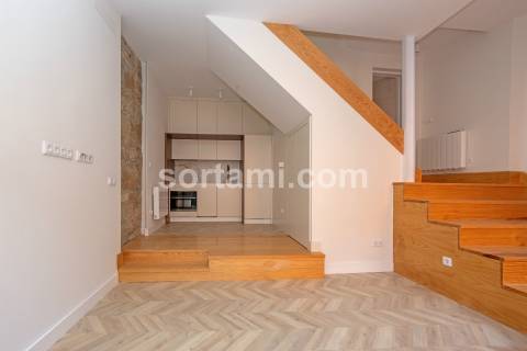 Prédio T7 Venda em Cedofeita, Santo Ildefonso, Sé, Miragaia, São Nicolau e Vitória,Porto