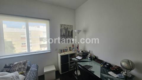 Apartamento T3 Venda em Faro (Sé e São Pedro),Faro
