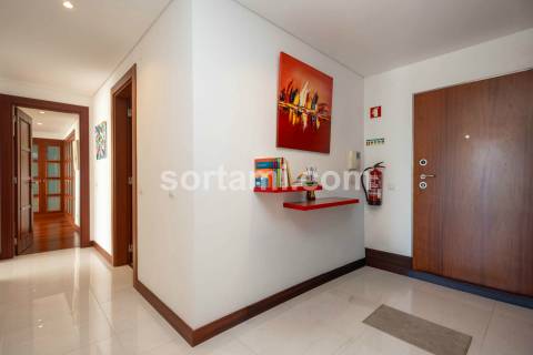 Apartamento T2 Venda em Quarteira,Loulé